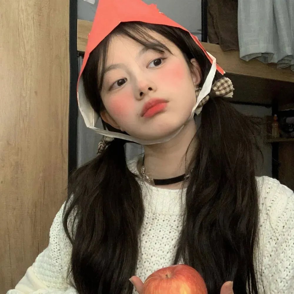 照片里的伴娘 封面